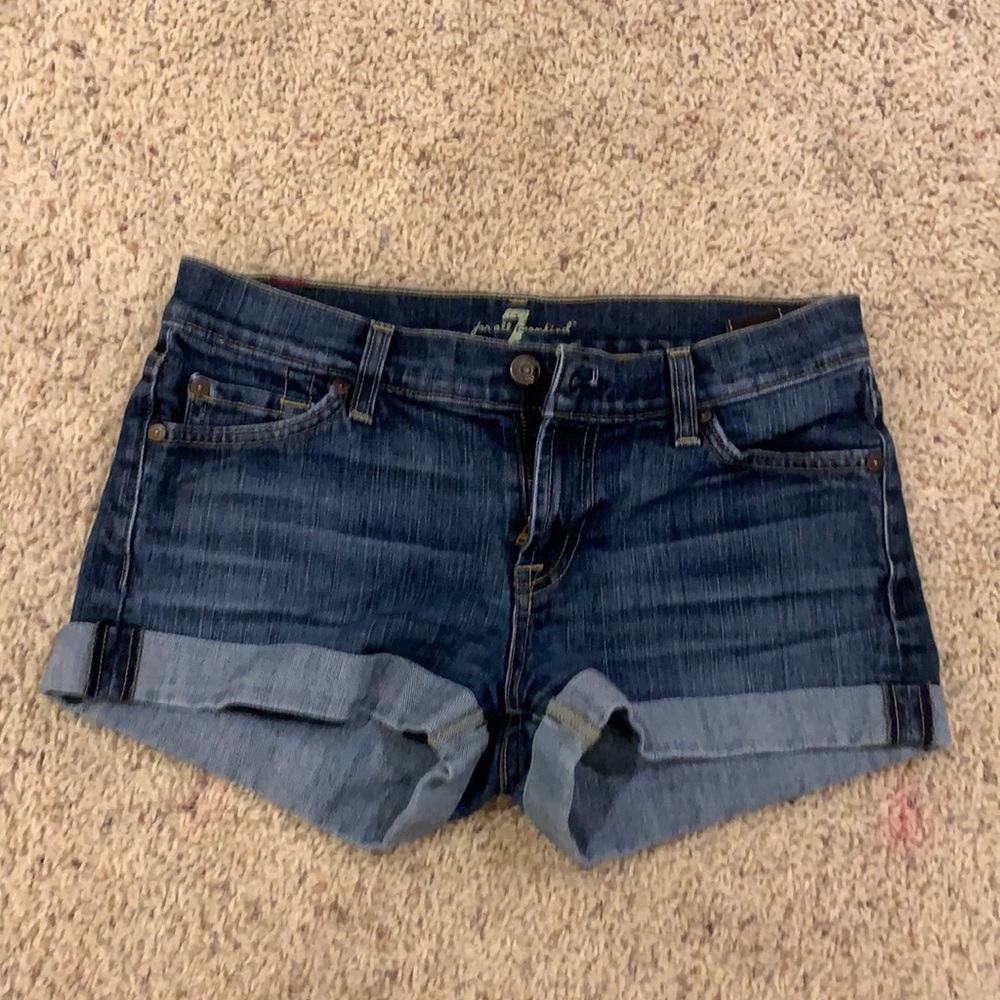 7 for all mankind Jean shorts super cute